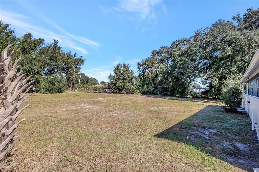 Active With Contract: $279,900 (2 beds, 2 baths, 825 Square Feet)