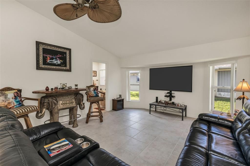 待售: $524,900 (3 贝兹, 2 浴室, 2182 平方英尺)