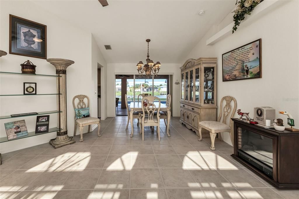 待售: $524,900 (3 贝兹, 2 浴室, 2182 平方英尺)