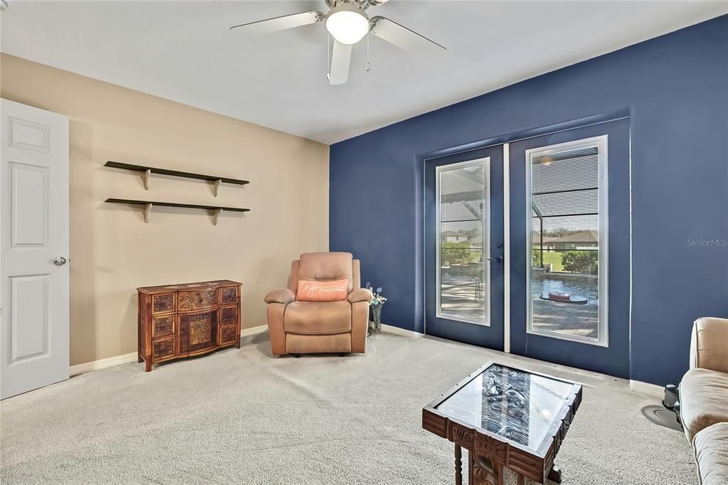 待售: $359,500 (4 贝兹, 2 浴室, 2035 平方英尺)