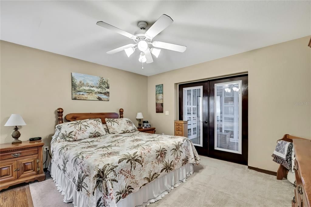 待售: $359,500 (4 贝兹, 2 浴室, 2035 平方英尺)