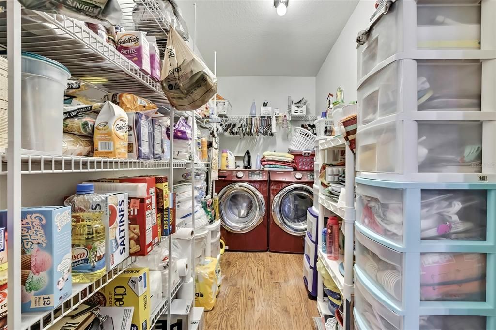 待售: $359,500 (4 贝兹, 2 浴室, 2035 平方英尺)