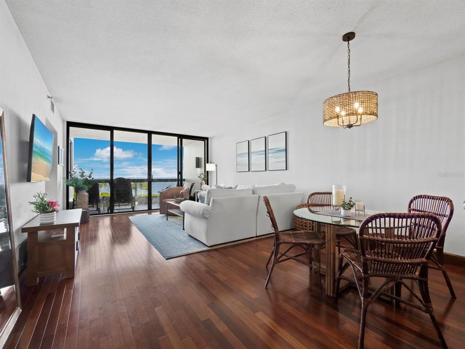 Activo con contrato: $679,000 (2 camas, 2 baños, 1270 Pies cuadrados)