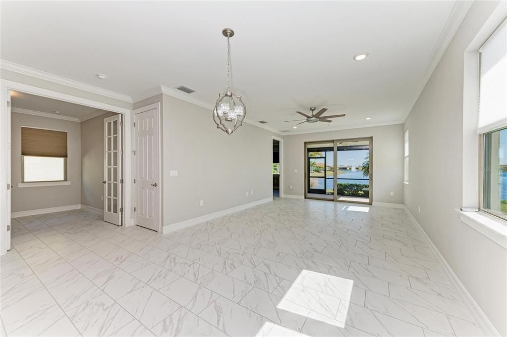 For Sale: $449,900 (3 beds, 2 baths, 1614 Square Feet)