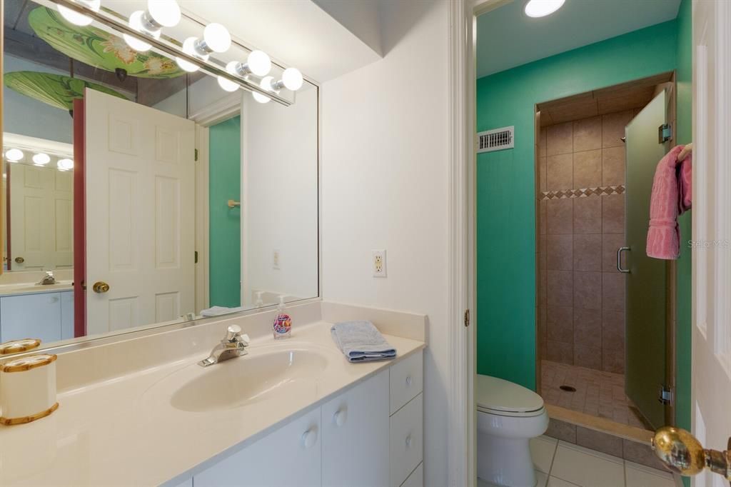 待售: $1,850,000 (3 贝兹, 3 浴室, 1540 平方英尺)