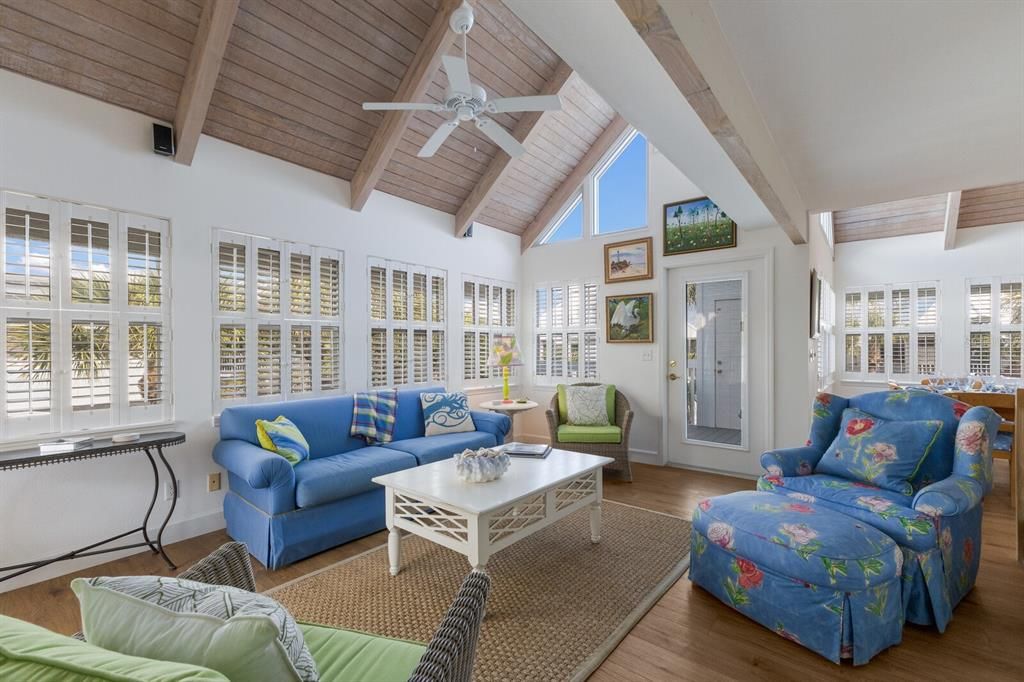 待售: $1,850,000 (3 贝兹, 3 浴室, 1540 平方英尺)