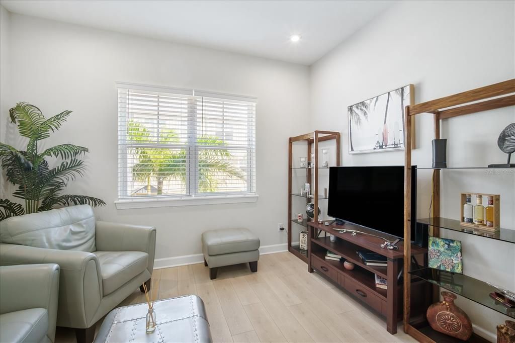 For Sale: $1,225,000 (4 beds, 3 baths, 1980 Square Feet)