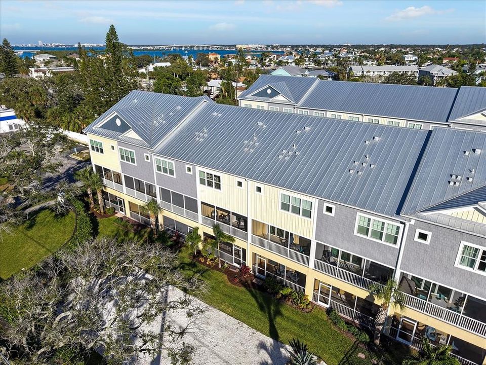 For Sale: $1,225,000 (4 beds, 3 baths, 1980 Square Feet)