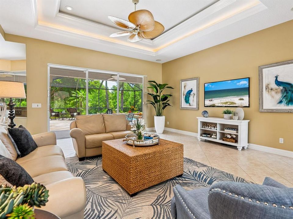 Activo con contrato: $867,000 (3 camas, 2 baños, 2483 Pies cuadrados)