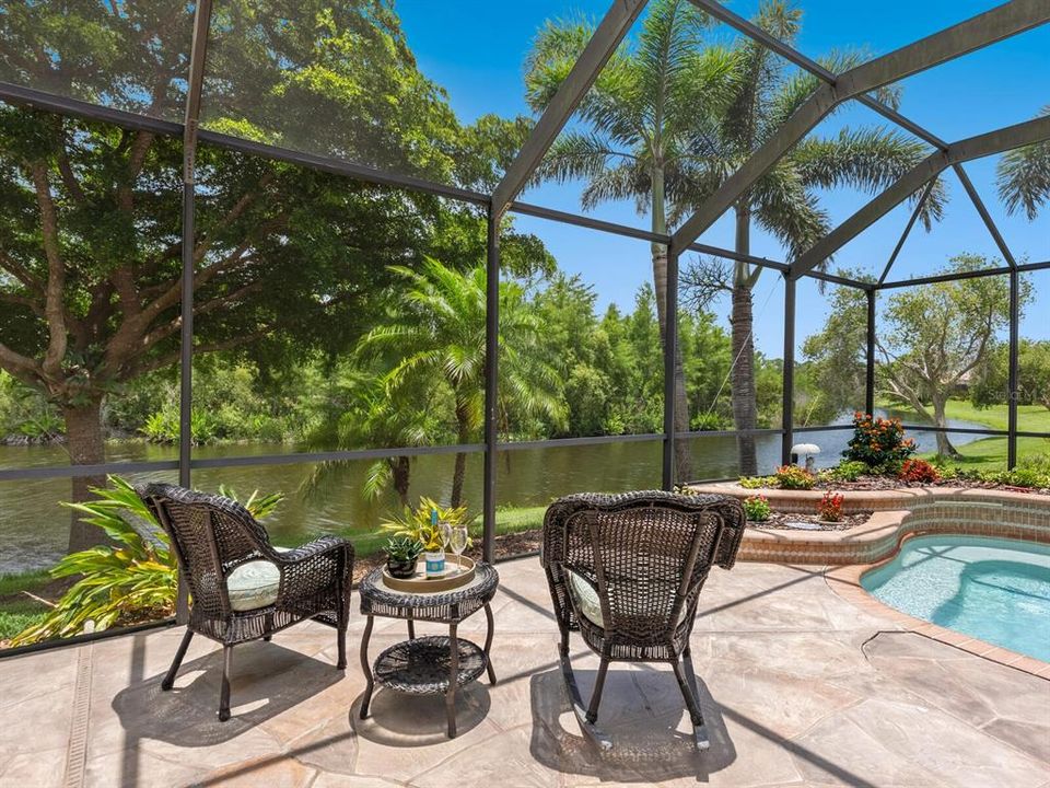 Activo con contrato: $867,000 (3 camas, 2 baños, 2483 Pies cuadrados)