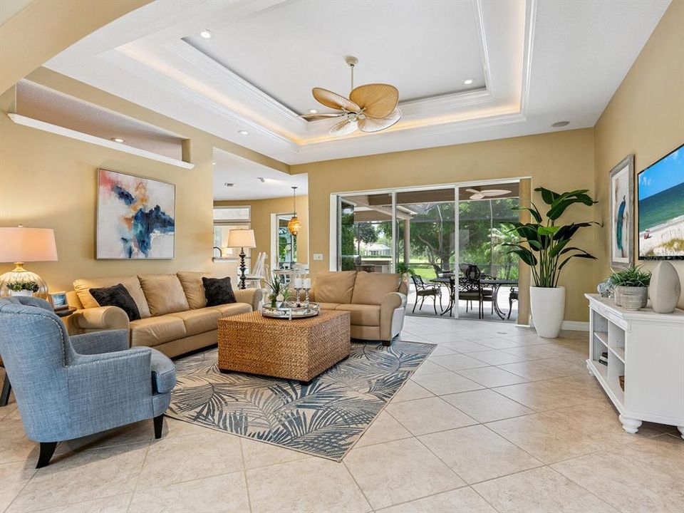 Activo con contrato: $867,000 (3 camas, 2 baños, 2483 Pies cuadrados)