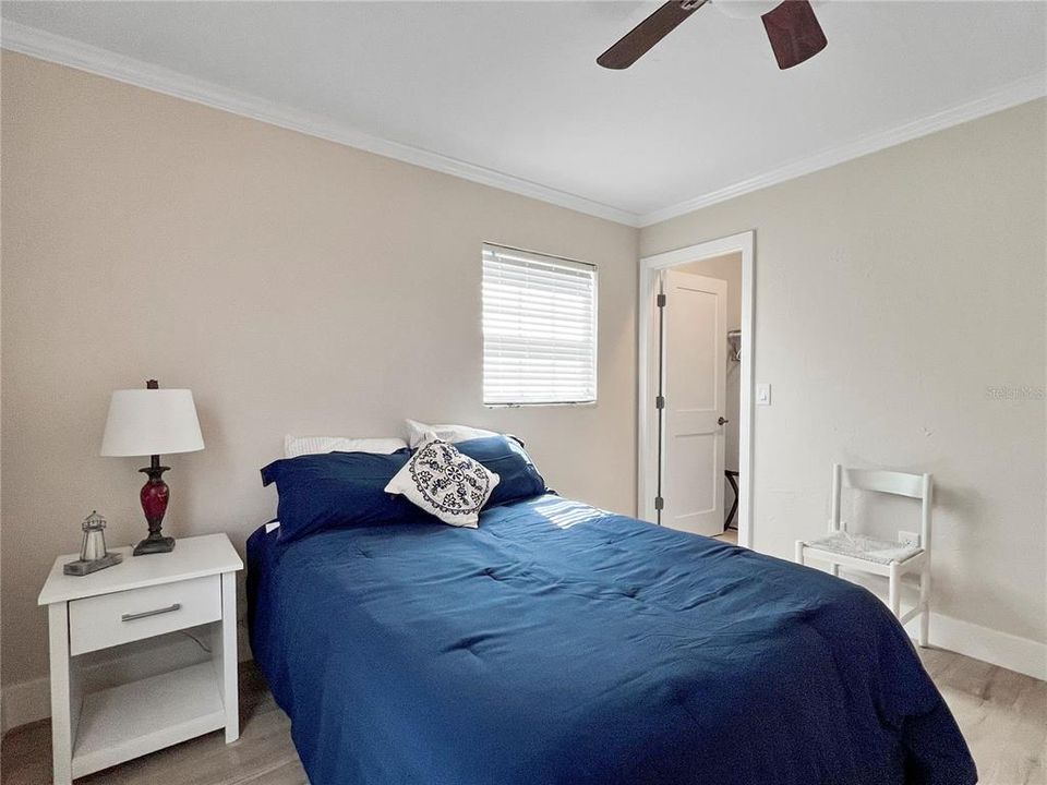 待售: $229,000 (2 贝兹, 2 浴室, 1078 平方英尺)