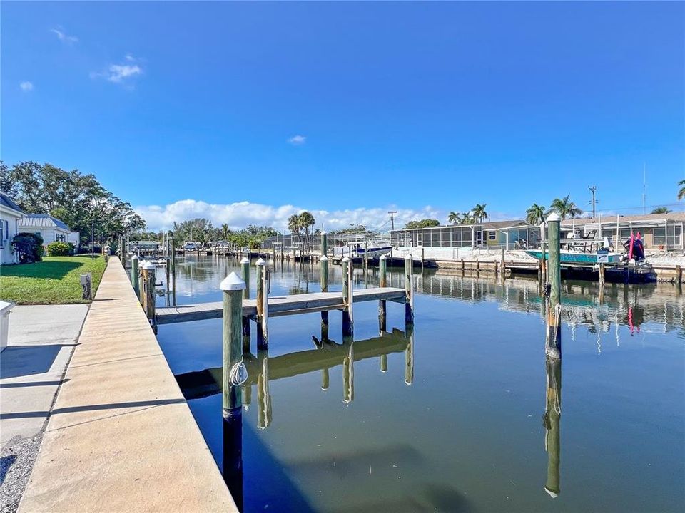 待售: $229,000 (2 贝兹, 2 浴室, 1078 平方英尺)