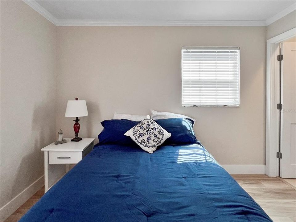 待售: $229,000 (2 贝兹, 2 浴室, 1078 平方英尺)