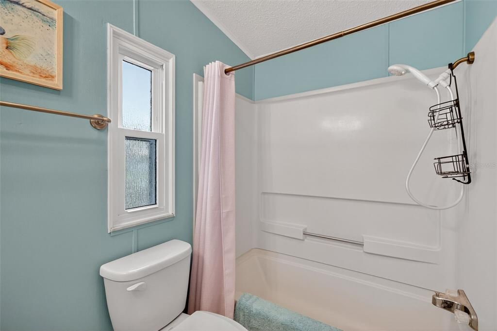 Activo con contrato: $176,900 (2 camas, 2 baños, 1224 Pies cuadrados)