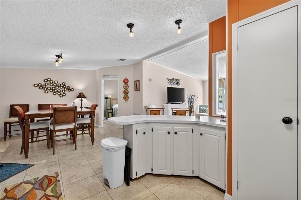 Activo con contrato: $176,900 (2 camas, 2 baños, 1224 Pies cuadrados)