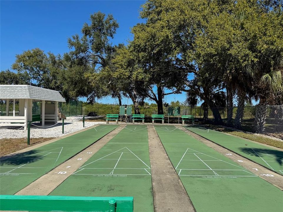 En Venta: $229,900 (2 camas, 2 baños, 1180 Pies cuadrados)