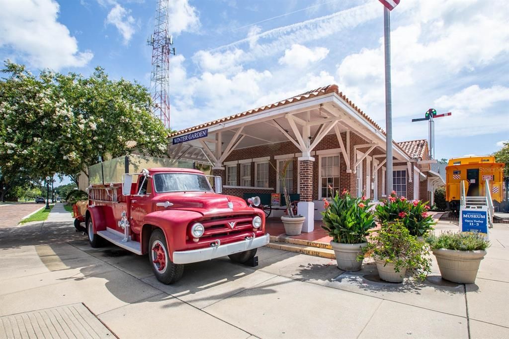 For Sale: $1,700,000 (4 beds, 3 baths, 4171 Square Feet)
