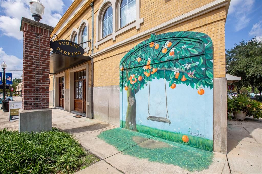 For Sale: $1,700,000 (4 beds, 3 baths, 4171 Square Feet)