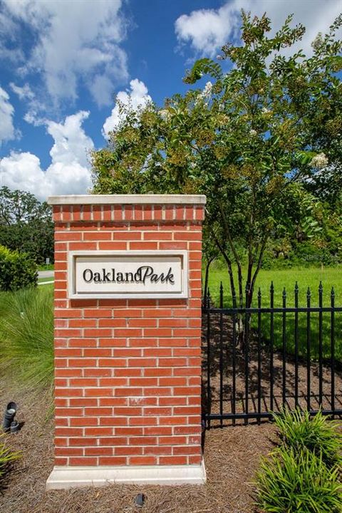 For Sale: $1,700,000 (4 beds, 3 baths, 4171 Square Feet)