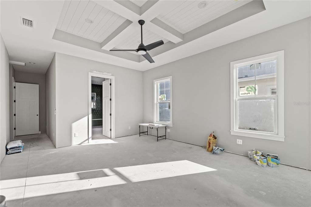 For Sale: $1,700,000 (4 beds, 3 baths, 4171 Square Feet)