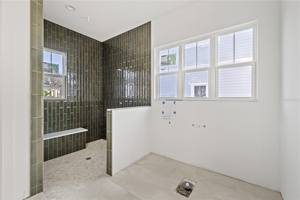 For Sale: $1,700,000 (4 beds, 3 baths, 4171 Square Feet)