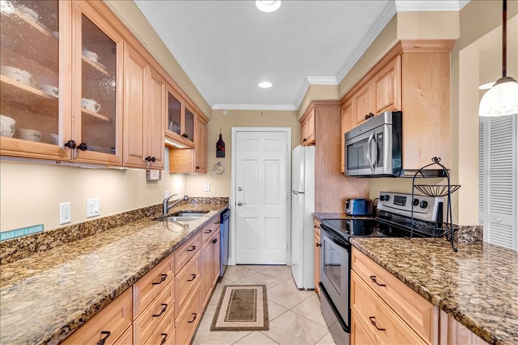 En Venta: $360,000 (2 camas, 2 baños, 927 Pies cuadrados)