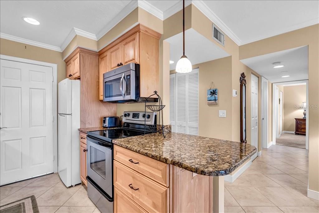 En Venta: $360,000 (2 camas, 2 baños, 927 Pies cuadrados)