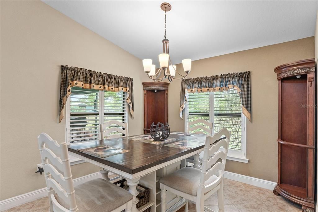 En Venta: $589,000 (3 camas, 2 baños, 1748 Pies cuadrados)