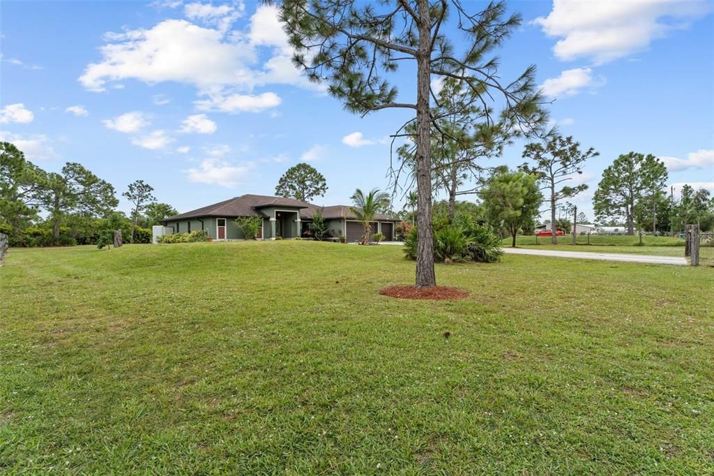 En Venta: $589,000 (3 camas, 2 baños, 1748 Pies cuadrados)