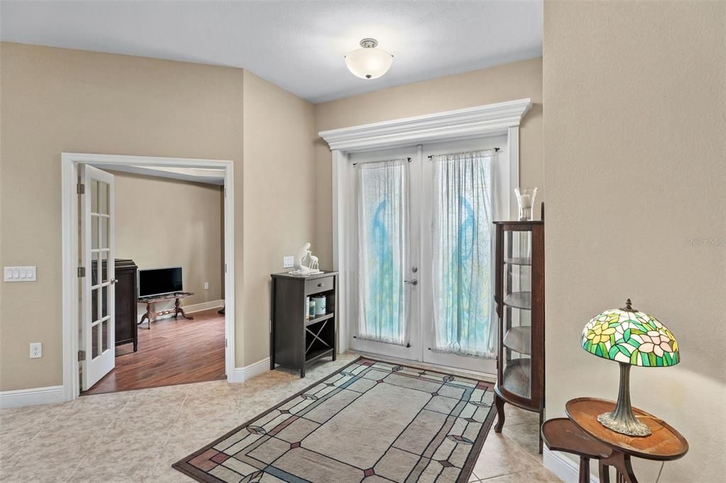 En Venta: $589,000 (3 camas, 2 baños, 1748 Pies cuadrados)