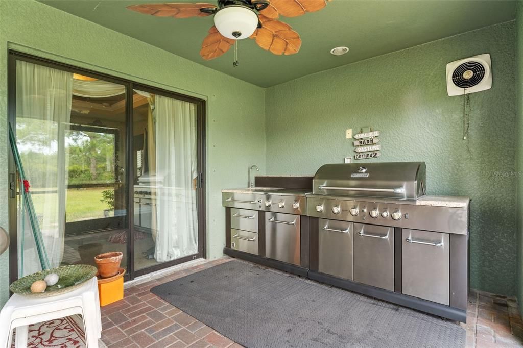 En Venta: $589,000 (3 camas, 2 baños, 1748 Pies cuadrados)