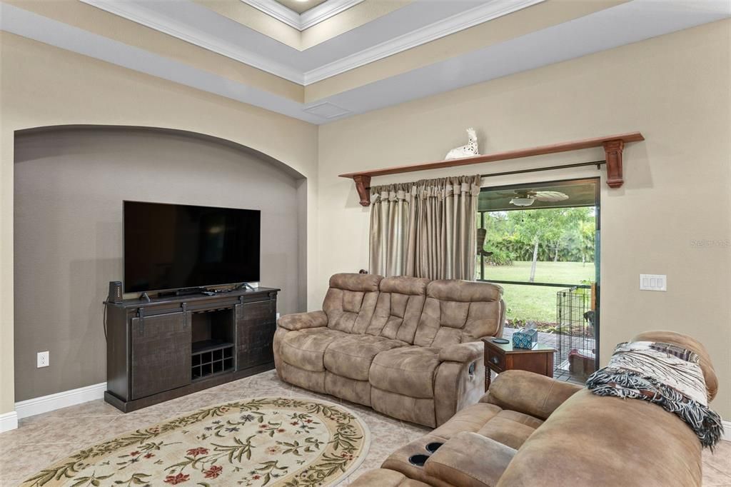 En Venta: $589,000 (3 camas, 2 baños, 1748 Pies cuadrados)