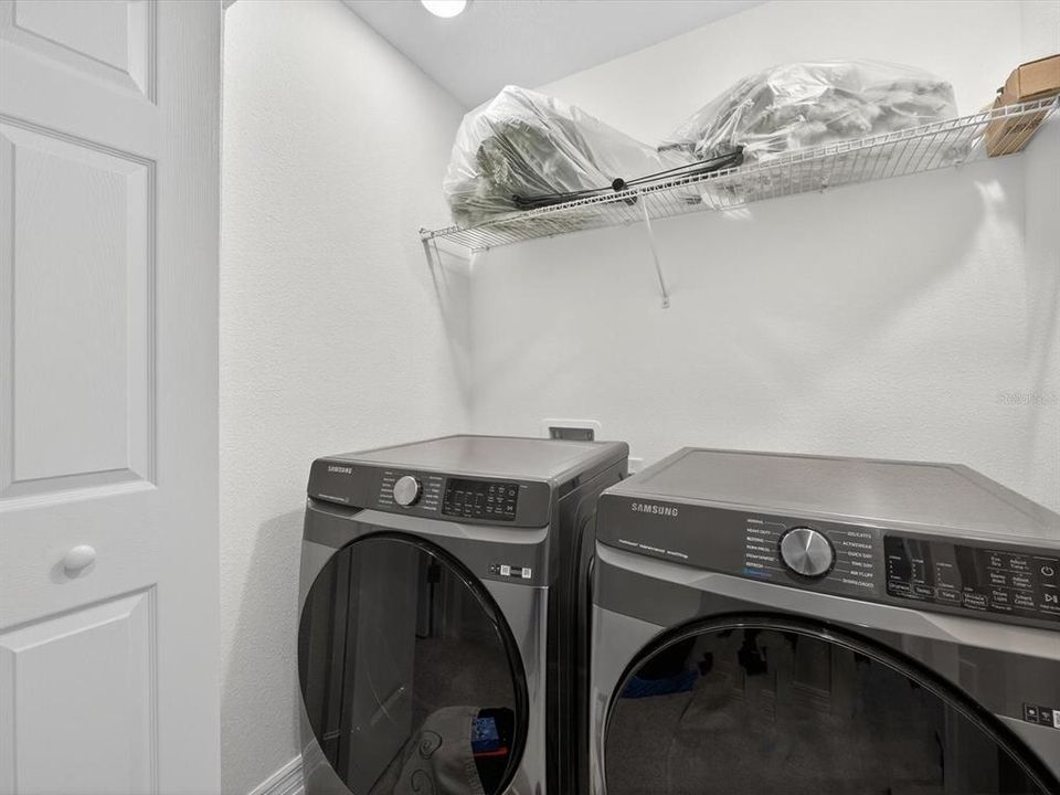 For Sale: $267,900 (3 beds, 2 baths, 1606 Square Feet)