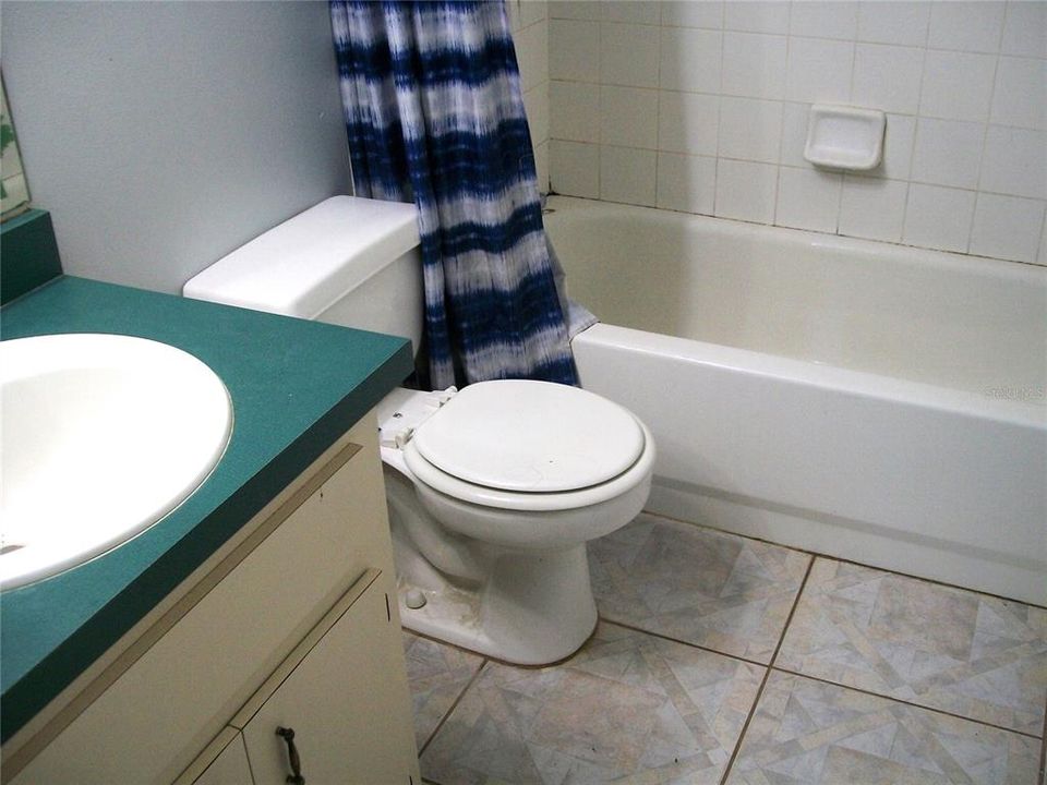 待售: $159,900 (3 贝兹, 2 浴室, 1156 平方英尺)