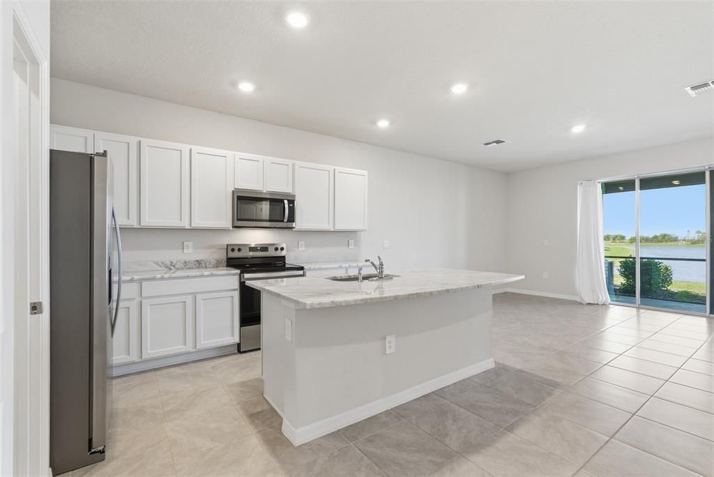 For Sale: $344,900 (3 beds, 2 baths, 1673 Square Feet)