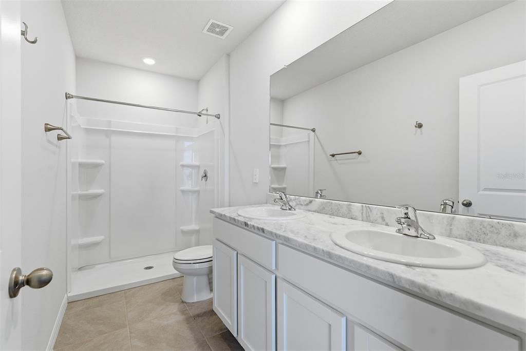 For Sale: $344,900 (3 beds, 2 baths, 1673 Square Feet)