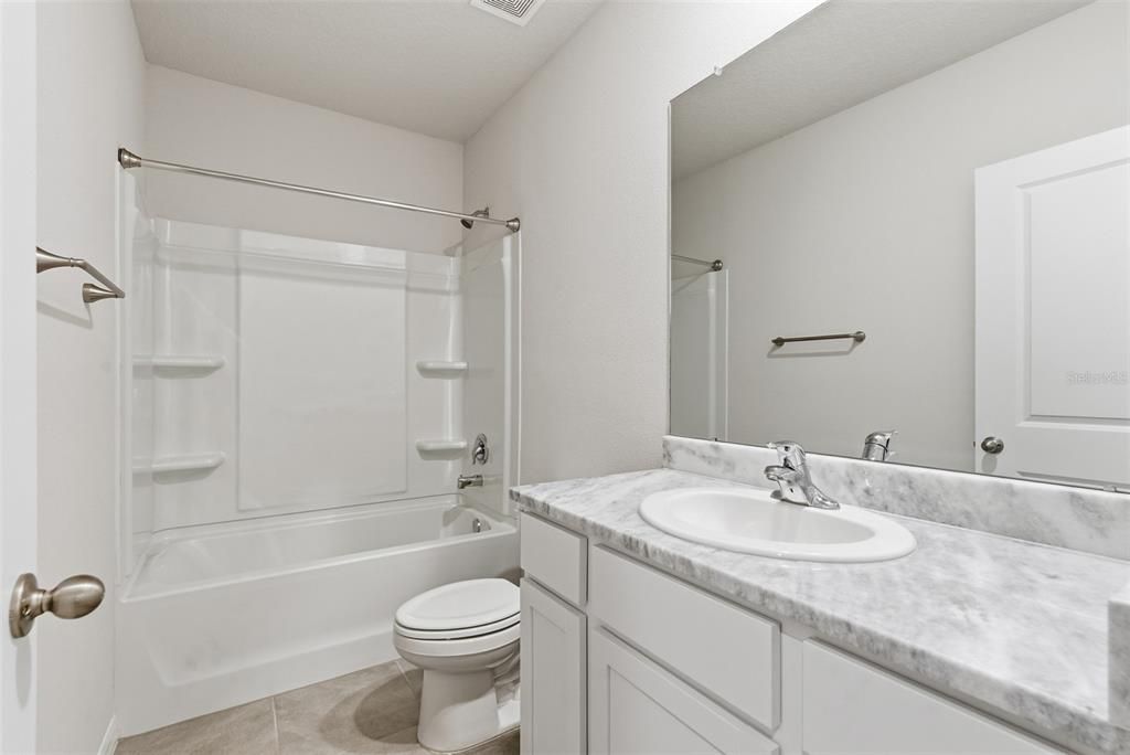 For Sale: $344,900 (3 beds, 2 baths, 1673 Square Feet)