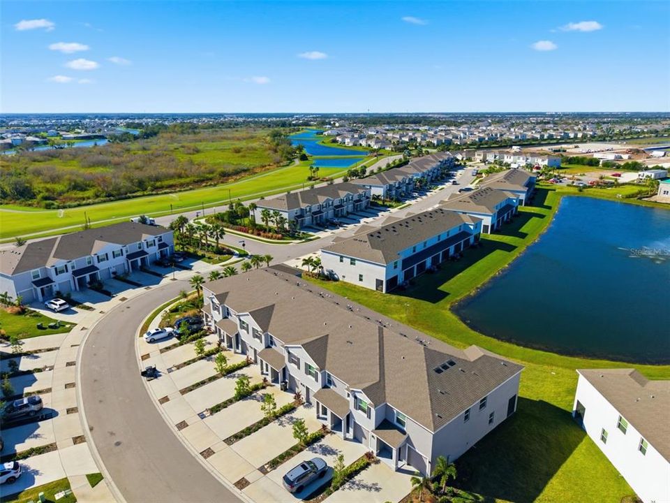 For Sale: $344,900 (3 beds, 2 baths, 1673 Square Feet)