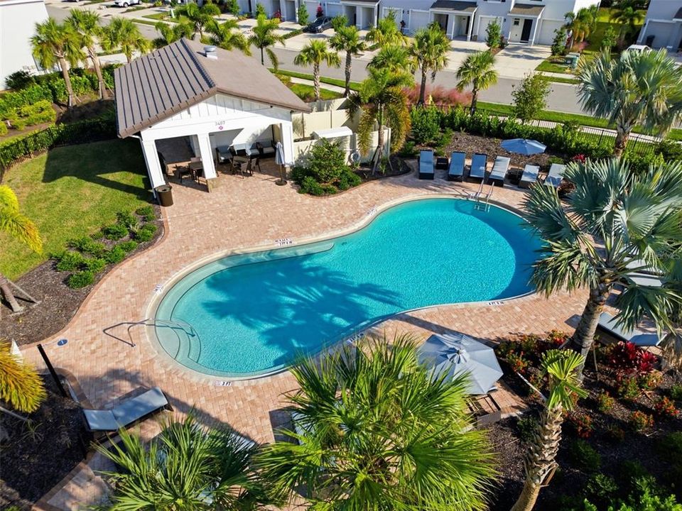 For Sale: $344,900 (3 beds, 2 baths, 1673 Square Feet)