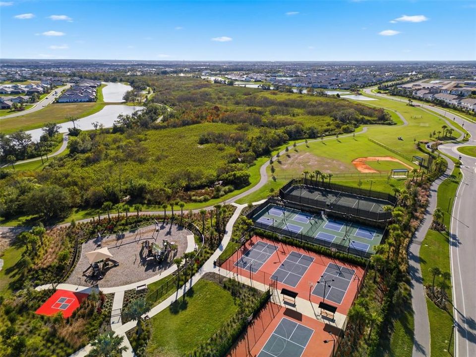 For Sale: $344,900 (3 beds, 2 baths, 1673 Square Feet)