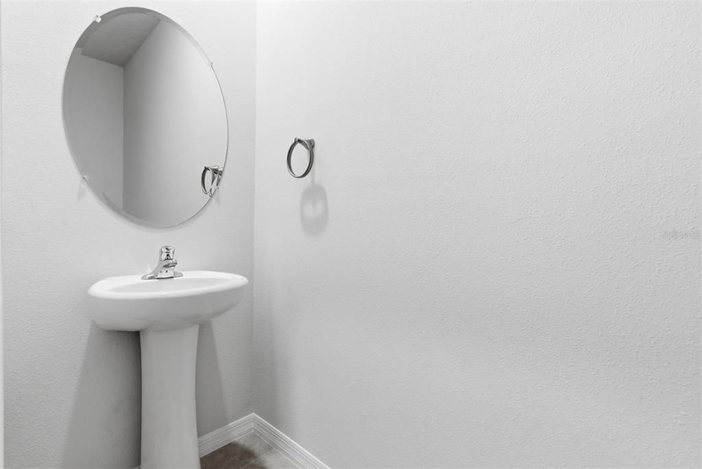 For Sale: $344,900 (3 beds, 2 baths, 1673 Square Feet)