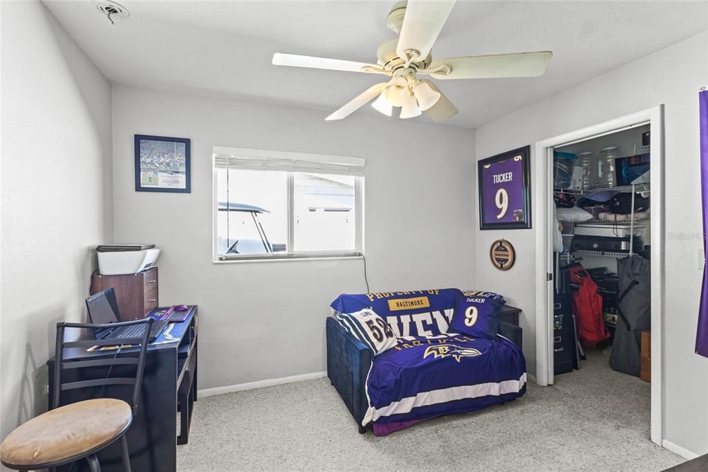 Activo con contrato: $340,000 (3 camas, 2 baños, 1399 Pies cuadrados)