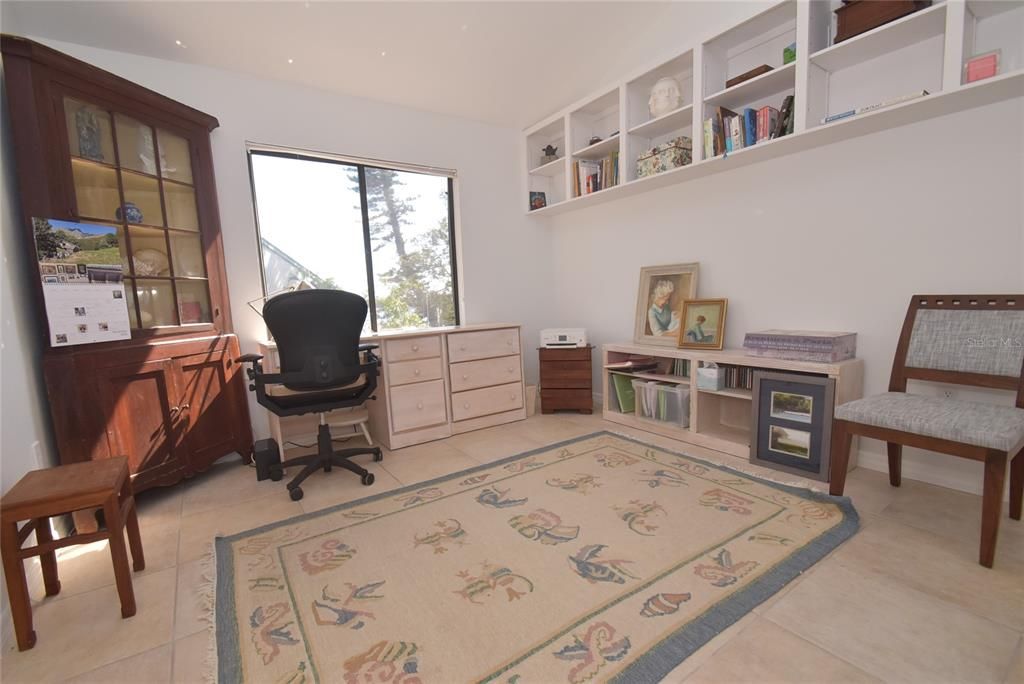 出租: $6,000 (3 贝兹, 2 浴室, 1902 平方英尺)