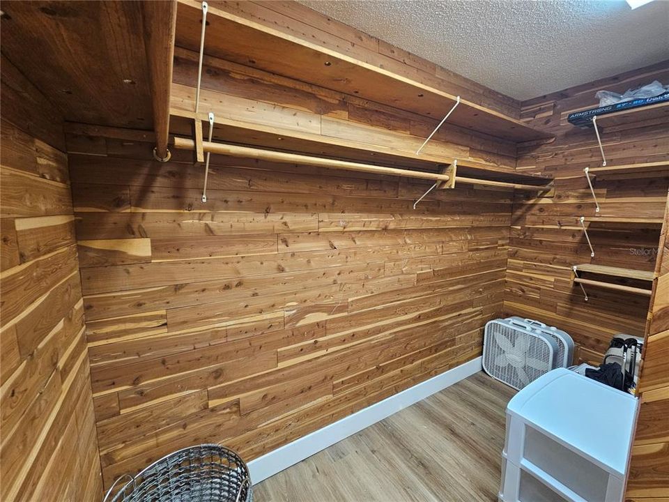 For Rent: $3,600 (3 beds, 3 baths, 1901 Square Feet)