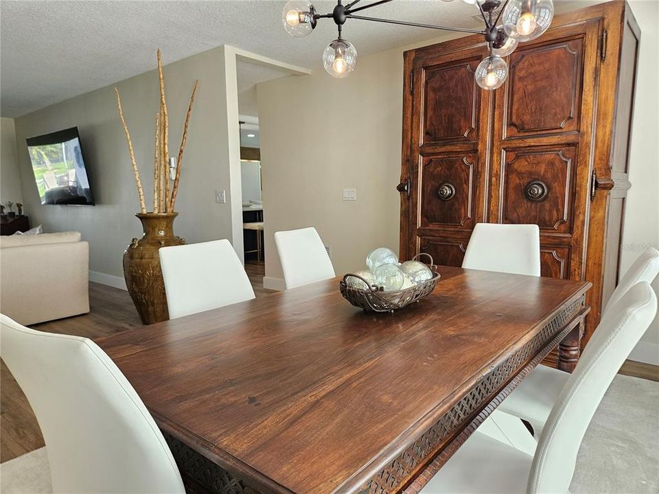 For Rent: $3,600 (3 beds, 3 baths, 1901 Square Feet)