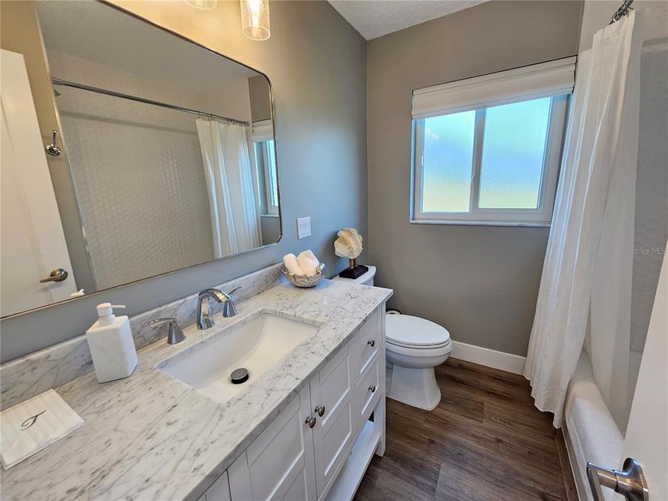 For Rent: $3,600 (3 beds, 3 baths, 1901 Square Feet)