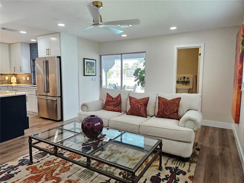 For Rent: $3,600 (3 beds, 3 baths, 1901 Square Feet)