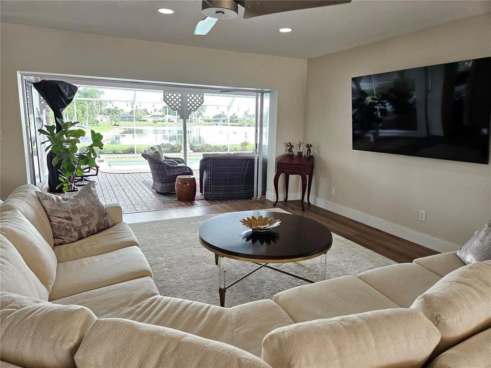 For Rent: $3,600 (3 beds, 3 baths, 1901 Square Feet)