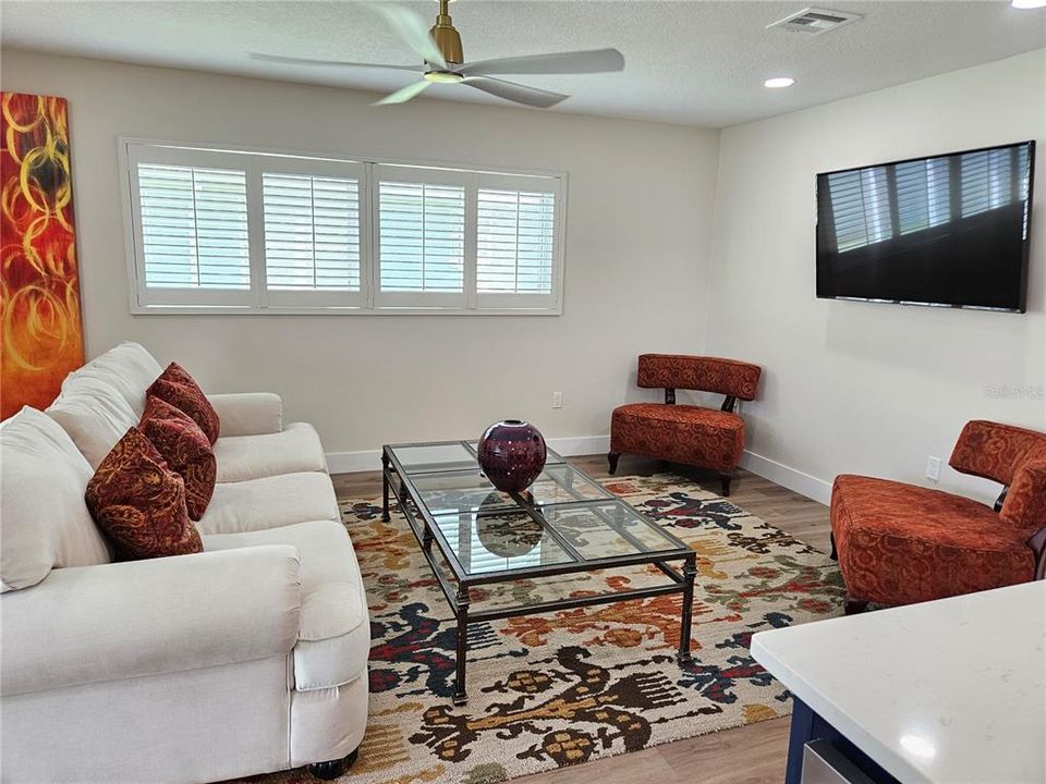 For Rent: $3,600 (3 beds, 3 baths, 1901 Square Feet)